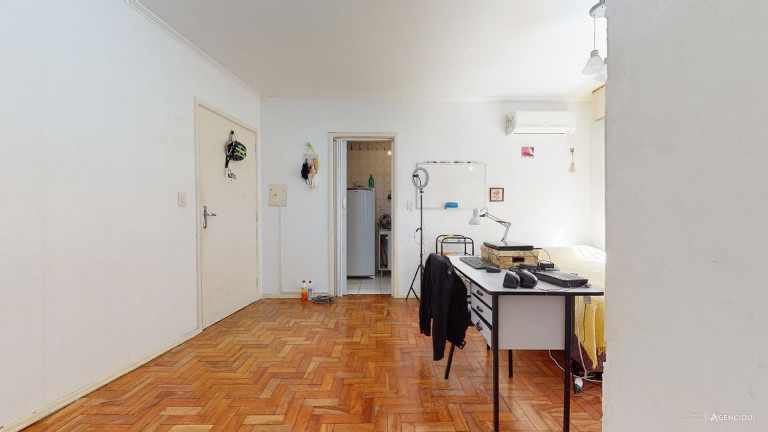 Imagem Apartamento com 1 Quarto à Venda, 35 m² em Centro - Porto Alegre