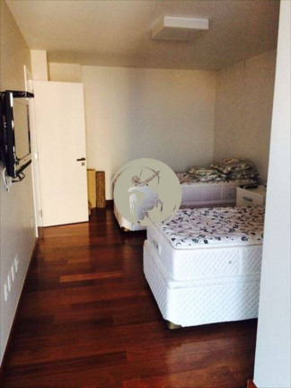 Imagem Apartamento com 3 Quartos à Venda, 187 m² em Embare - Santos