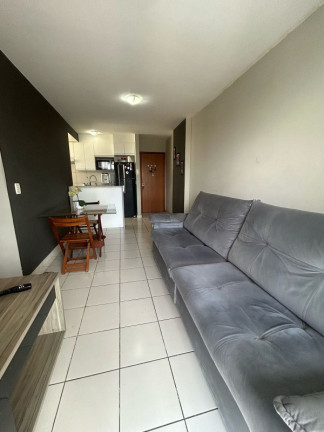 Foto do imóvel: Imóvel com 2 Quartos à Venda, 53 m² em Parque Residencial Laranjeiras - Serra