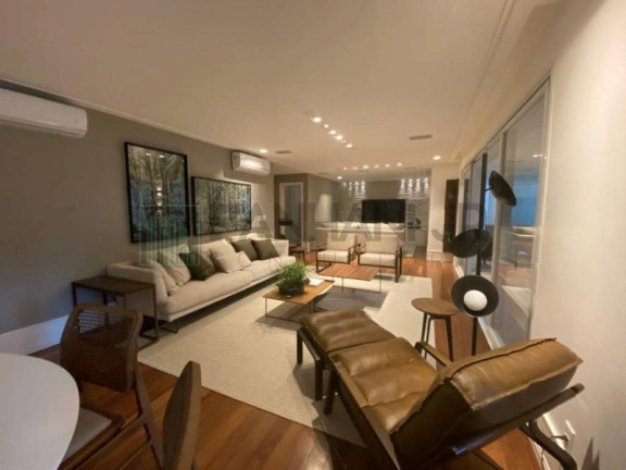 Imagem Apartamento com 3 Quartos à Venda, 226 m² em Vila Nova Conceição - São Paulo