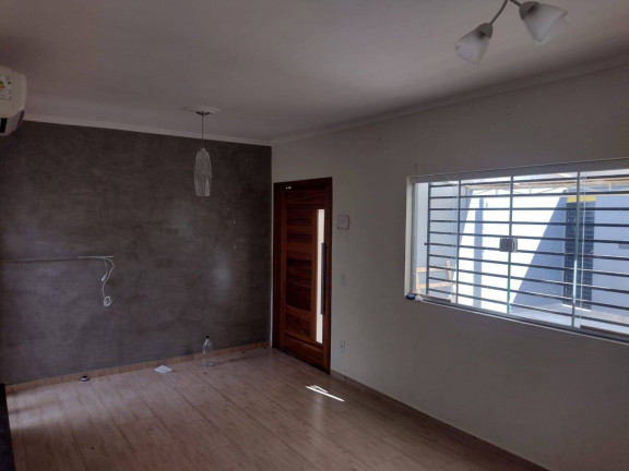 Imagem Casa com 2 Quartos à Venda, 154 m² em Centro - Boituva