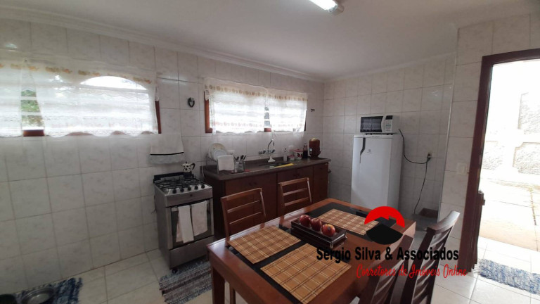 Imagem Casa com 3 Quartos à Venda, 2 m² em Descansópolis - Campos Do Jordão
