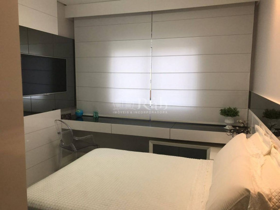 Imagem Apartamento com 3 Quartos à Venda, 132 m² em Centro - Balneário Camboriú