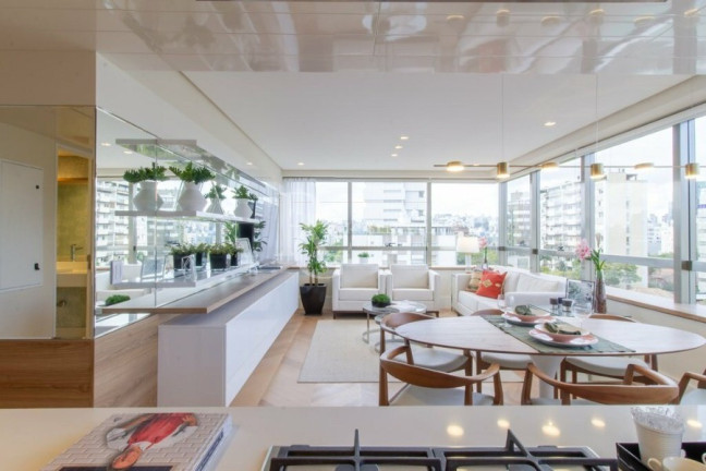 Imagem Apartamento com 2 Quartos à Venda, 86 m² em Moinhos De Vento - Porto Alegre