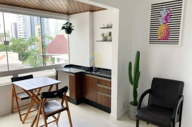 Imagem Apartamento com 2 Quartos à Venda, 85 m² em Centro - Balneário Camboriú