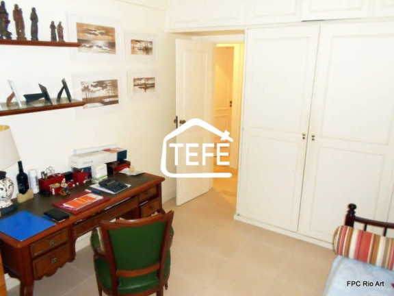 Imagem Apartamento com 3 Quartos à Venda, 247 m² em Copacabana - Rio De Janeiro