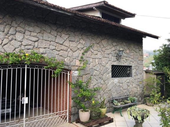 Imagem Casa com 3 Quartos à Venda, 229 m² em Alto Da Serra - Petrópolis