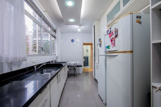 Apartamento com 3 Quartos à Venda, 140 m² em Jardins - São Paulo