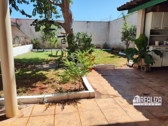 Imagem Casa com 4 Quartos à Venda, 480 m² em Santa Maria - Uberaba