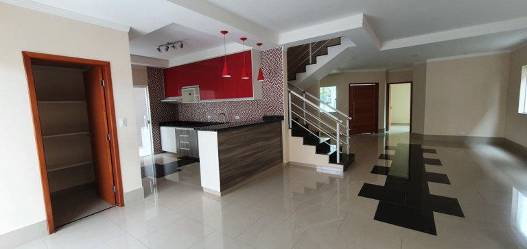 Imagem Casa com 3 Quartos para Alugar, 300 m² em Villa Branca - Jacareí