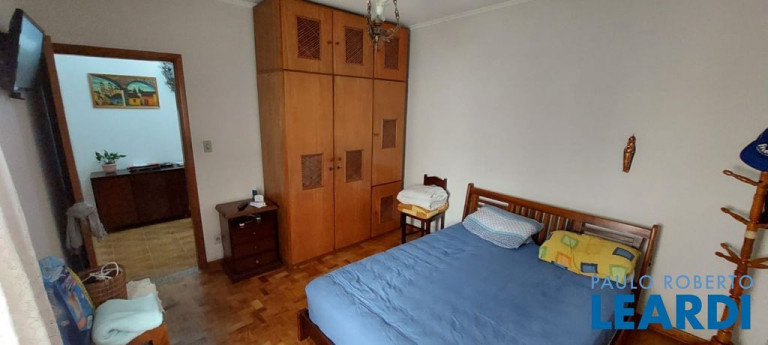 Imagem Casa com 3 Quartos à Venda, 223 m² em Vila Assunção - Santo André