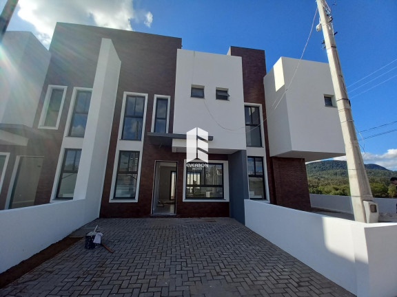 Imagem Casa com 2 Quartos à Venda, 84 m² em Pé De Plátano - Santa Maria