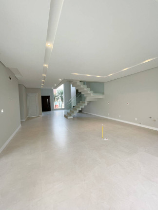 Imagem Casa de Condomínio com 4 Quartos à Venda, 232 m² em Igara - Canoas