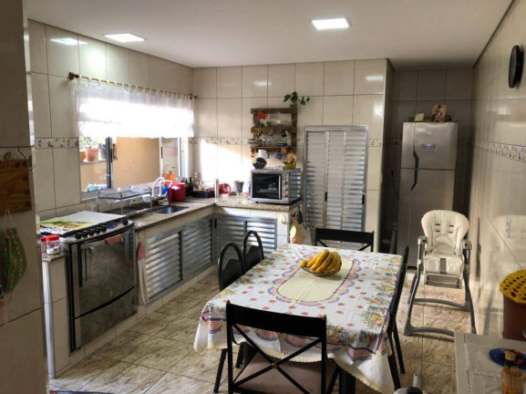 Casa com 2 Quartos à Venda, 190 m² em Vila Ema - São Paulo