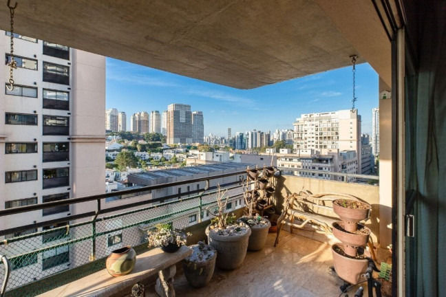 Apartamento com 4 Quartos à Venda, 236 m² em Real Parque - São Paulo