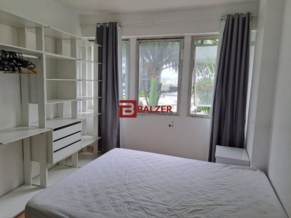 Imagem Apartamento com 2 Quartos à Venda, 85 m² em Centro - Florianópolis