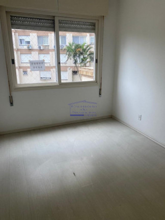 Imagem Apartamento com 3 Quartos à Venda, 84 m² em Vila Assunção - Porto Alegre