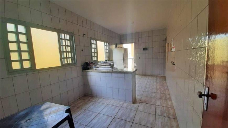 Imagem Casa com 2 Quartos à Venda, 170 m² em Conjunto Uberaba - Uberaba