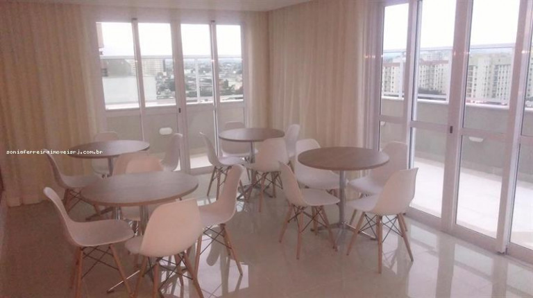 Imagem Apartamento com 2 Quartos à Venda, 60 m² em Campinho - Rio De Janeiro