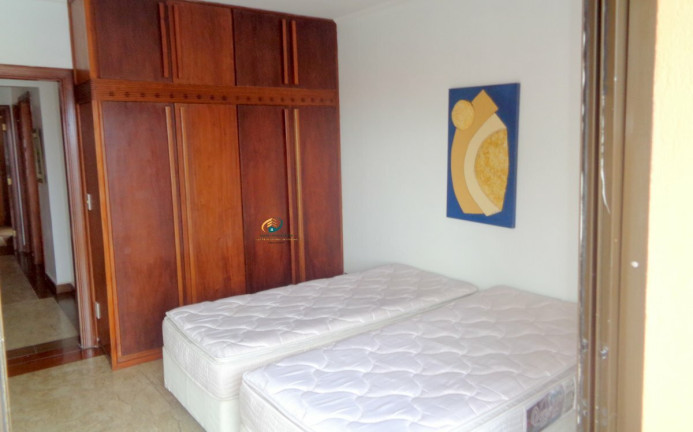 Imagem Apartamento com 4 Quartos à Venda, 140 m² em Enseada - Guarujá