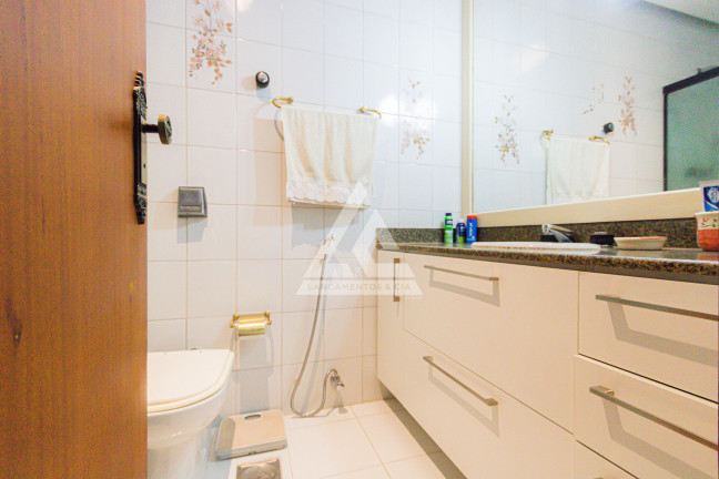 Foto do imóvel: Apartamento com 3 Quartos à Venda, 121 m² em Tijuca - Rio De Janeiro