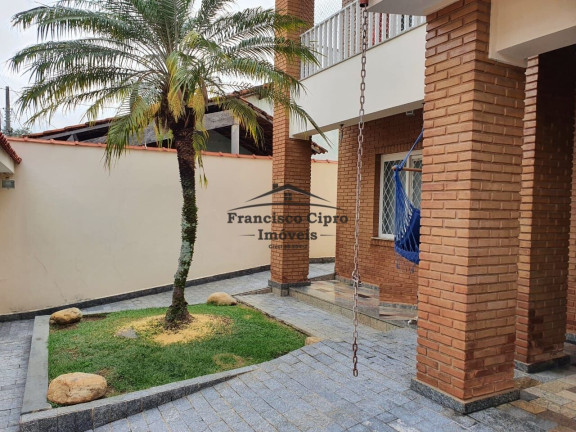 Imagem Sobrado com 3 Quartos à Venda, 254 m² em Jardim Bela Vista - Guaratinguetá