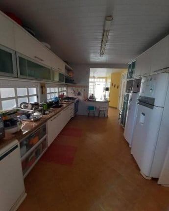 Imagem Casa com 5 Quartos à Venda, 300 m² em Busca Vida (abrantes) - Camaçari