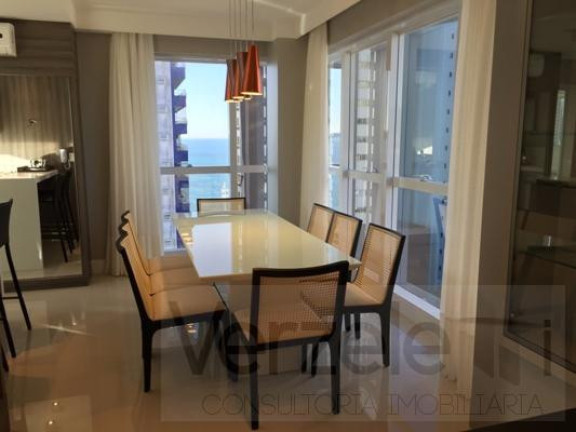 Imagem Apartamento com 3 Quartos à Venda, 136 m² em Centro - Balneário Camboriú