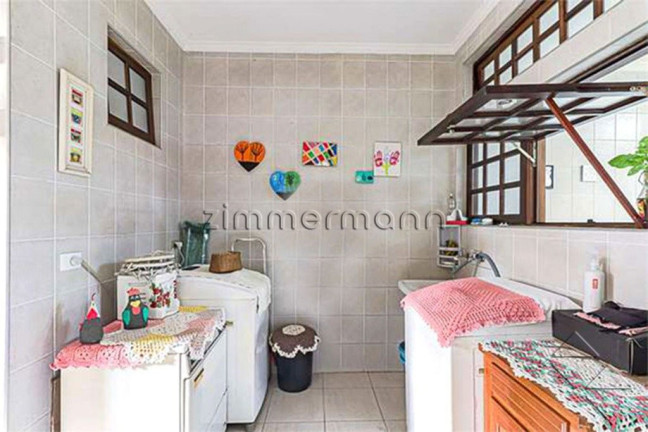 Casa com 3 Quartos à Venda, 200 m² em Alto De Pinheiros - São Paulo