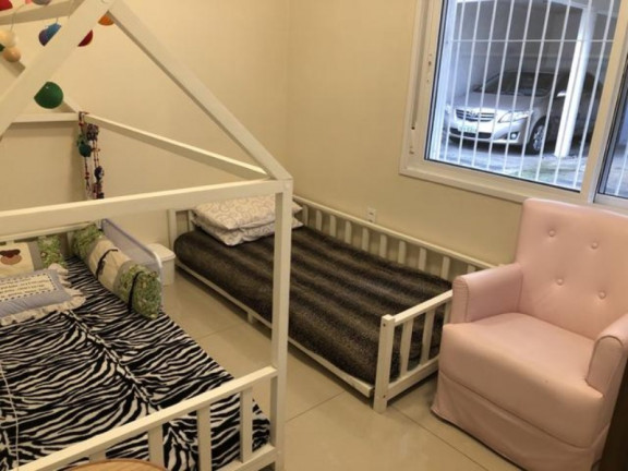 Imagem Apartamento com 2 Quartos à Venda, 75 m² em Moinhos De Vento - Porto Alegre