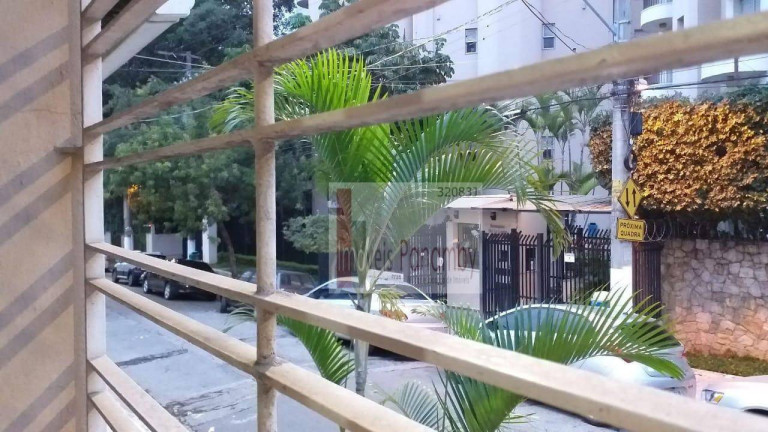 Casa com 2 Quartos à Venda, 150 m² em Alto De Pinheiros - São Paulo