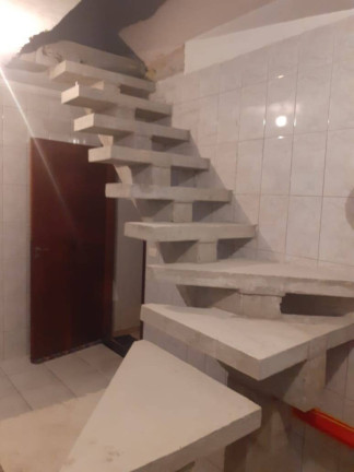 Imagem Casa com 3 Quartos à Venda, 235 m² em Parque Gerassi - Santo André