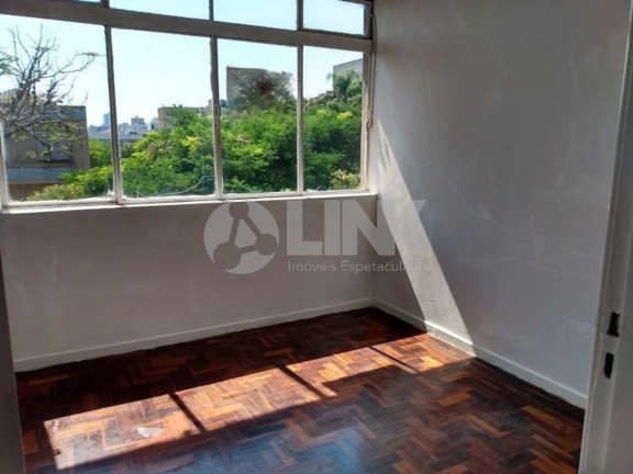 Apartamento com 3 Quartos à Venda, 73 m² em Floresta - Porto Alegre