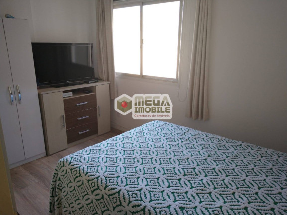 Imagem Apartamento com 2 Quartos à Venda, 60 m² em Centro - Florianópolis