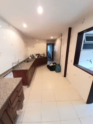 Imagem Apartamento com 3 Quartos à Venda, 170 m² em Agriões - Teresópolis