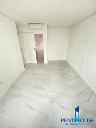 Imagem Apartamento com 3 Quartos à Venda, 121 m² em Centro - Balneário Camboriú