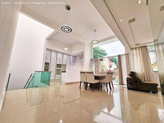 Imagem Casa com 3 Quartos à Venda, 249 m² em Jardim - Santo André