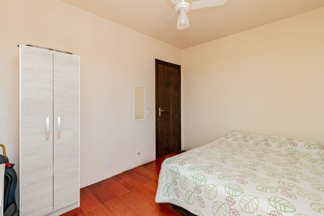 Imagem Apartamento com 2 Quartos à Venda, 72 m² em Medianeira - Porto Alegre