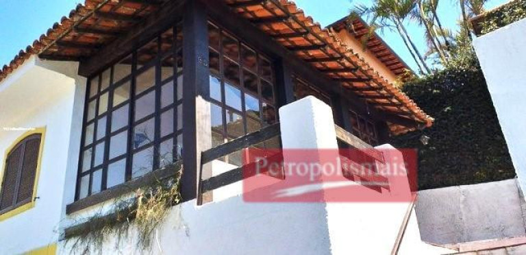 Imagem Casa com 3 Quartos à Venda, 166 m² em São Sebastião - Petrópolis