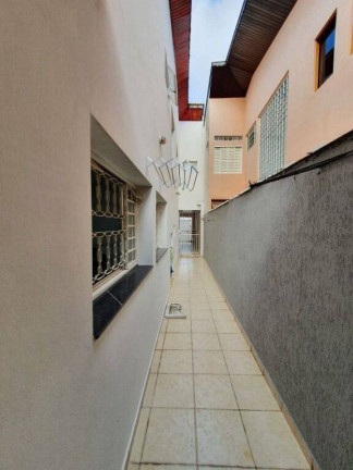 Imagem Sobrado com 3 Quartos à Venda, 144 m² em Vila São José - Taubaté
