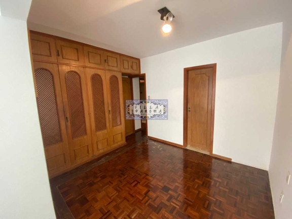 Imagem Apartamento com 3 Quartos à Venda, 120 m² em Leme - Rio De Janeiro