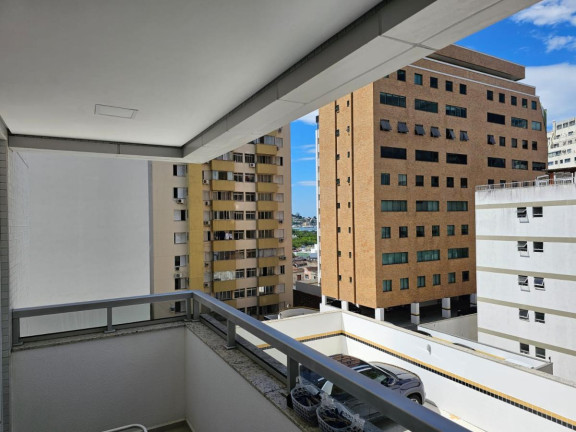 Imagem Apartamento com 2 Quartos à Venda, 73 m² em Centro - Florianópolis
