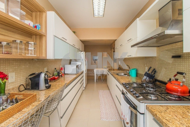 Apartamento com 3 Quartos à Venda, 206 m² em Moinhos De Vento - Porto Alegre
