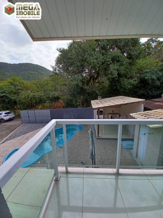 Imagem Casa com 2 Quartos à Venda, 137 m² em Rio Vermelho - Florianópolis
