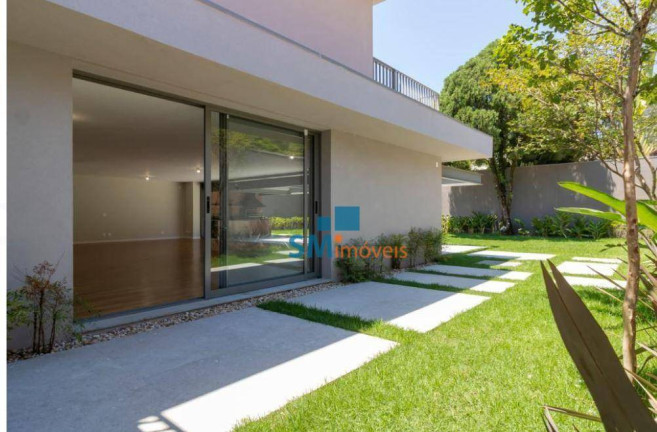 Casa com 4 Quartos à Venda ou Locação, 371 m² em Alto Da Lapa - São Paulo