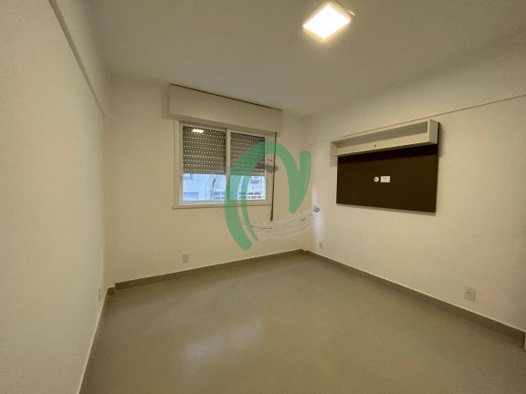 Imagem Apartamento com 2 Quartos à Venda, 110 m² em Gonzaga - Santos