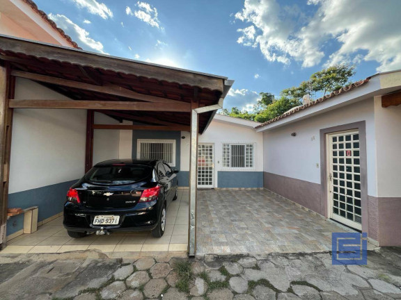 Imagem Casa com 2 Quartos à Venda, 57 m² em Centro - Socorro