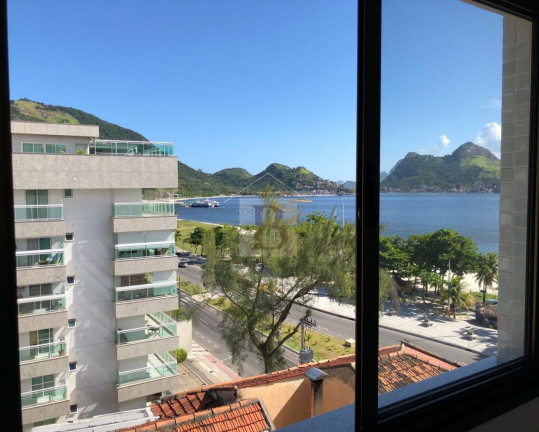 Imagem Apartamento com 5 Quartos à Venda, 174 m² em Charitas - Niterói