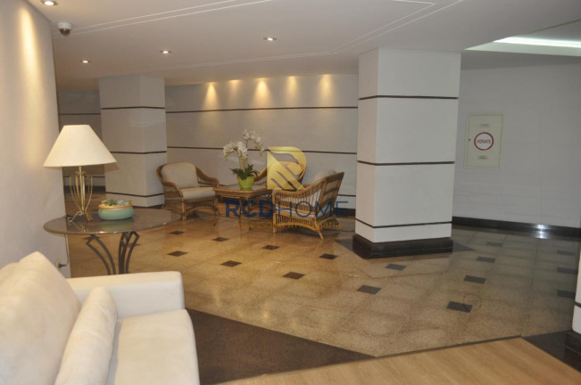 Imagem Apartamento com 3 Quartos à Venda, 149 m² em Centro - Curitiba