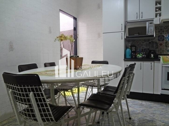 Imagem Casa com 3 Quartos à Venda, 131 m² em Vila Trinta E Um De Março - Campinas